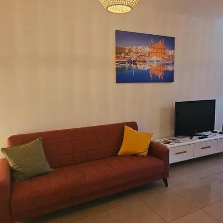 Apartment Rooftop St Julians E1 San Ġiljan