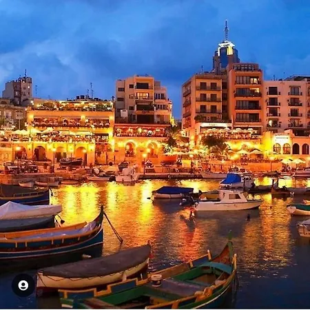 Διαμέρισμα Rooftop St Julians