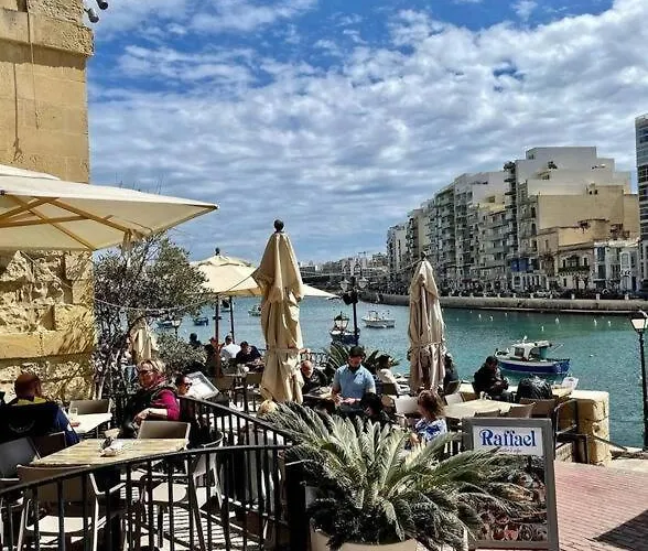 Apartment Rooftop St Julians E1