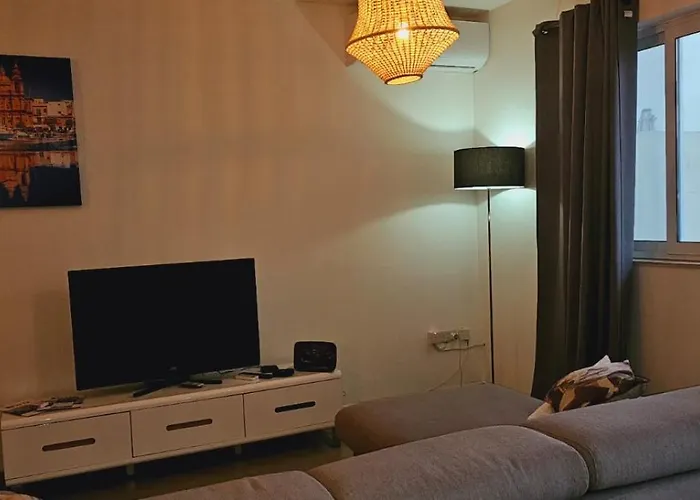 Rooftop St Julians E1 Apartamento *