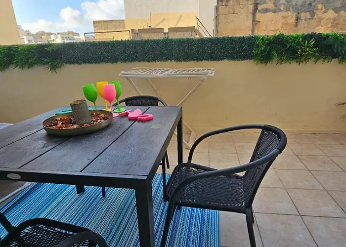 Rooftop St Julians E1 * Saint Julian's